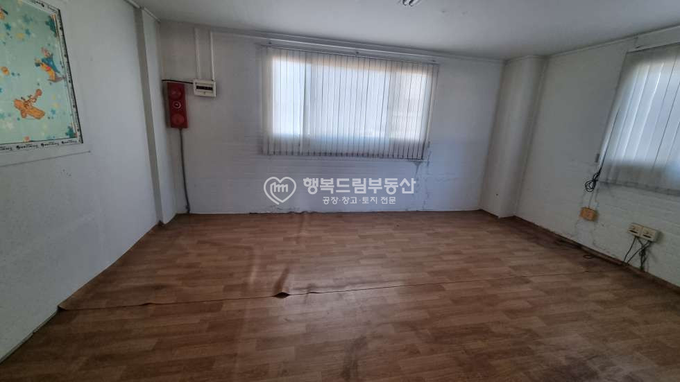 경기 광주시 도척면 경기광주 단독마당 보유 사무실 있는 198평 일반공장 임대 월세 매물번호 10095 사진 7