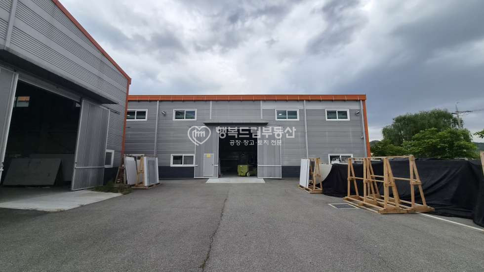 경기 안성시 일죽면 신흥리 가,나,다,라동 경기안성 40피트트레일러 진출입, 대리석공장 가능, 336평 공장매매 매매 매물번호 10115 사진 4